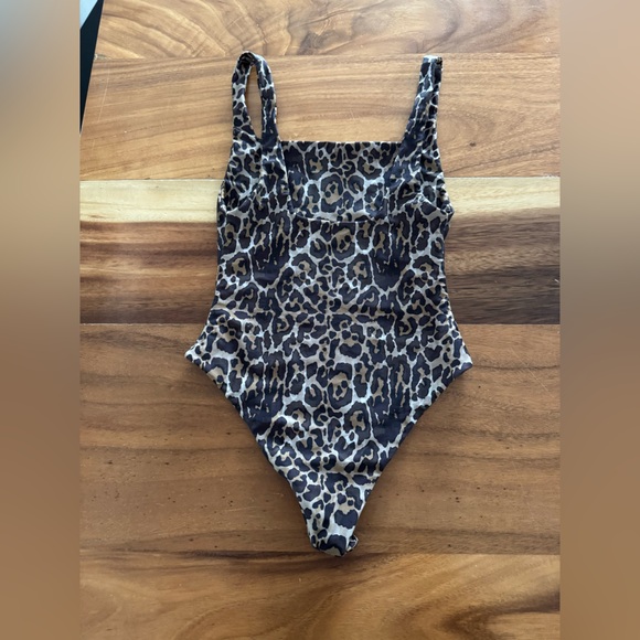 Benoa One Piece Suit - Picture 2 of 2